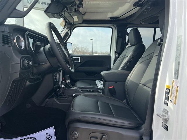 new 2025 Jeep Gladiator car, priced at $51,741