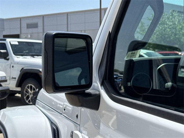 new 2025 Jeep Gladiator car, priced at $44,841