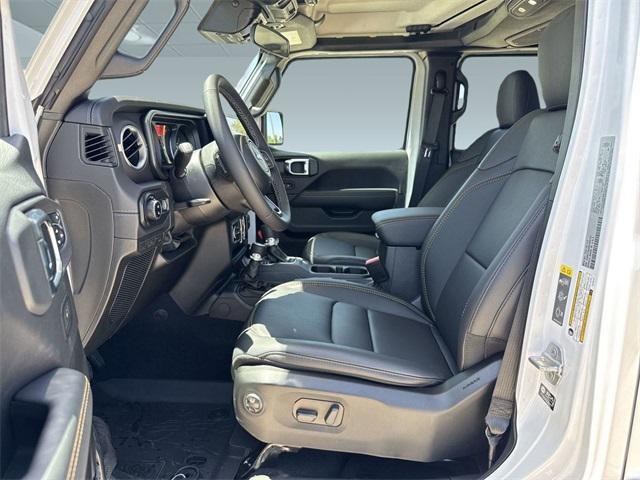 new 2025 Jeep Gladiator car, priced at $44,841
