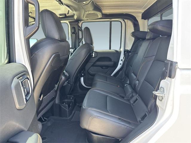 new 2025 Jeep Gladiator car, priced at $44,841