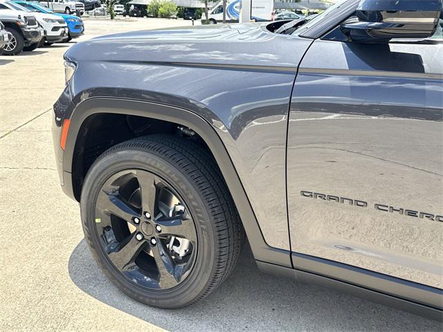new 2025 Jeep Grand Cherokee L car, priced at $43,841