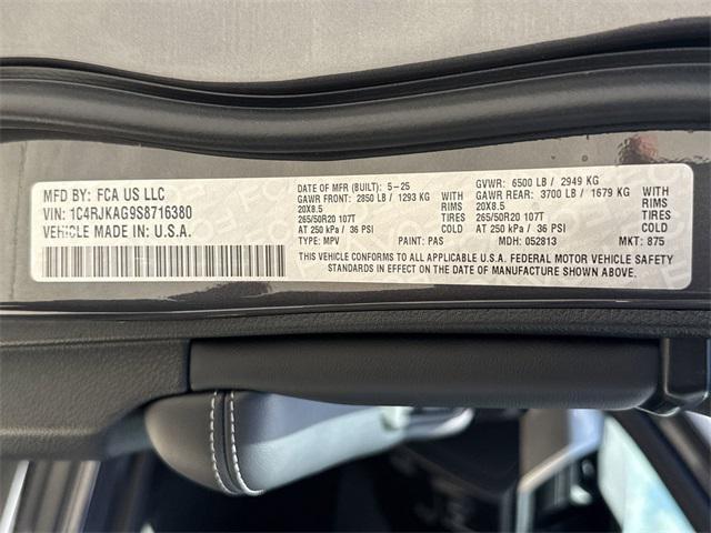 new 2025 Jeep Grand Cherokee L car, priced at $39,891