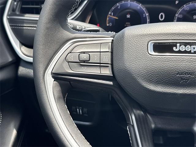 new 2025 Jeep Grand Cherokee L car, priced at $43,841