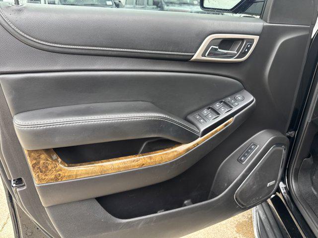 used 2016 GMC Yukon car, priced at $18,999