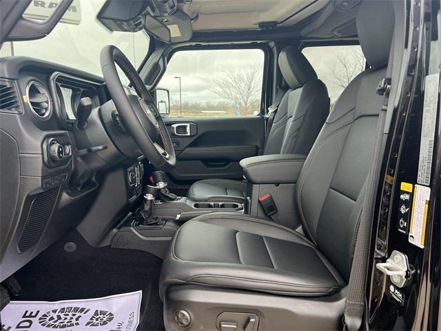 new 2025 Jeep Gladiator car, priced at $49,971