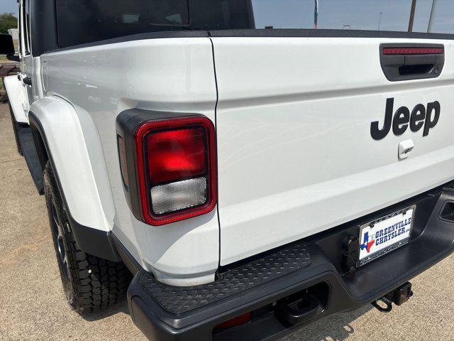 used 2021 Jeep Gladiator car, priced at $28,888