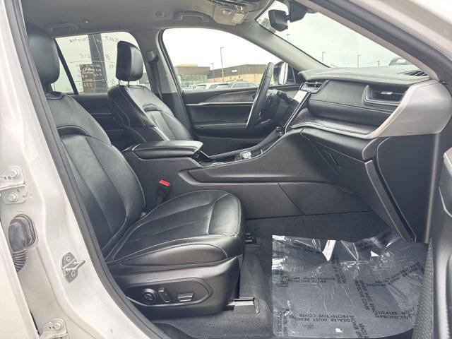 used 2023 Jeep Grand Cherokee car, priced at $28,888