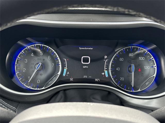 new 2025 Chrysler Pacifica car, priced at $47,301