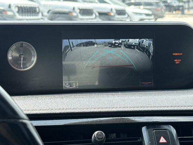 used 2019 Lexus UX 200 car