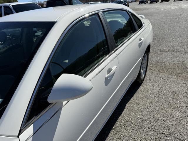 used 2007 Chevrolet Impala car, priced at $6,999