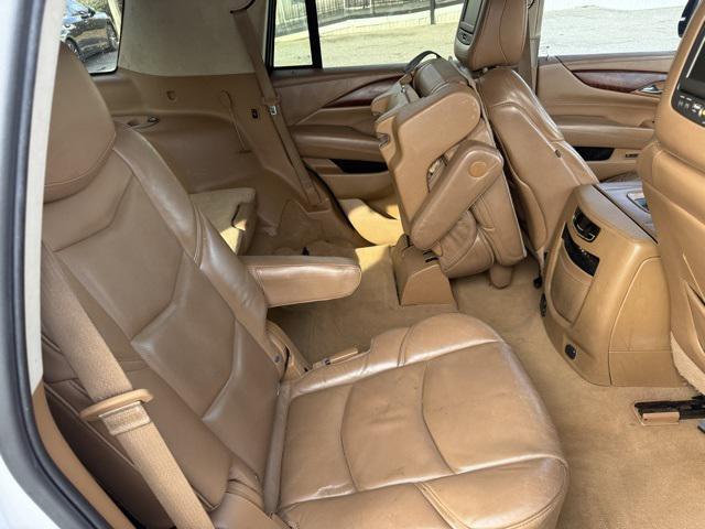 used 2016 Cadillac Escalade car, priced at $25,950