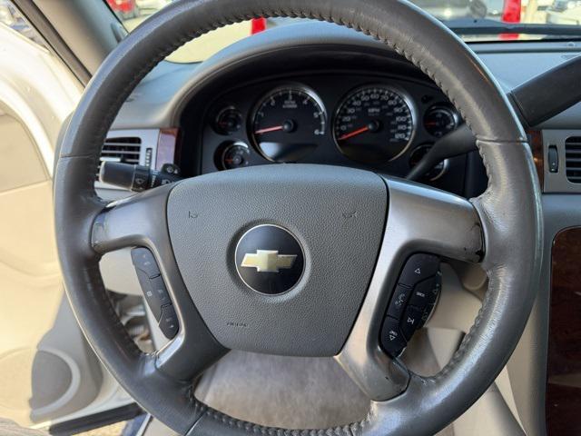 used 2009 Chevrolet Avalanche car, priced at $9,950