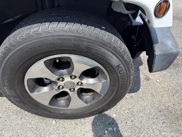used 2017 Jeep Wrangler Unlimited car, priced at $23,438