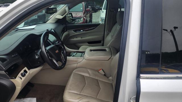 used 2019 Cadillac Escalade ESV car, priced at $28,257