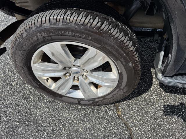 used 2018 Ford F-150 car, priced at $25,143