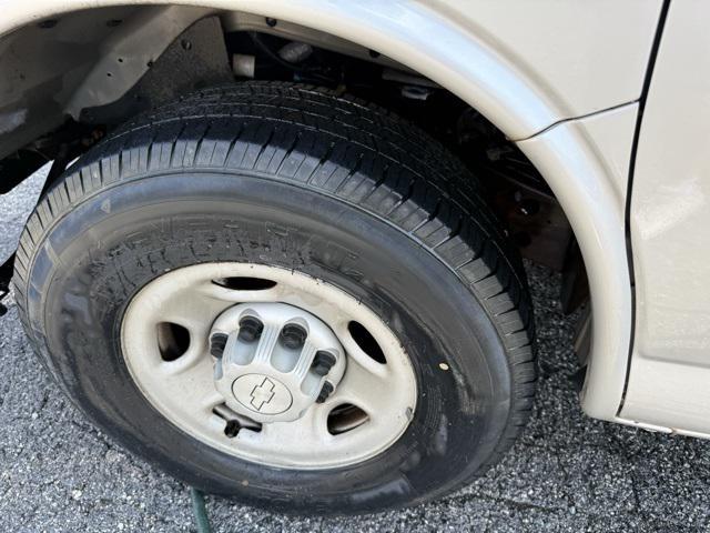 used 2006 Chevrolet Express 2500 car, priced at $7,049