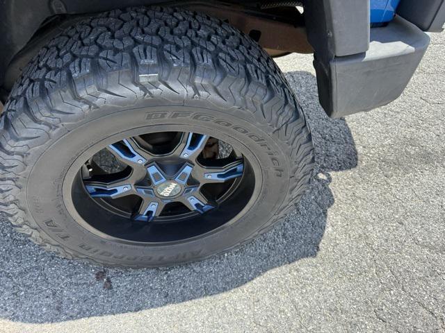 used 2015 Jeep Wrangler Unlimited car, priced at $16,405
