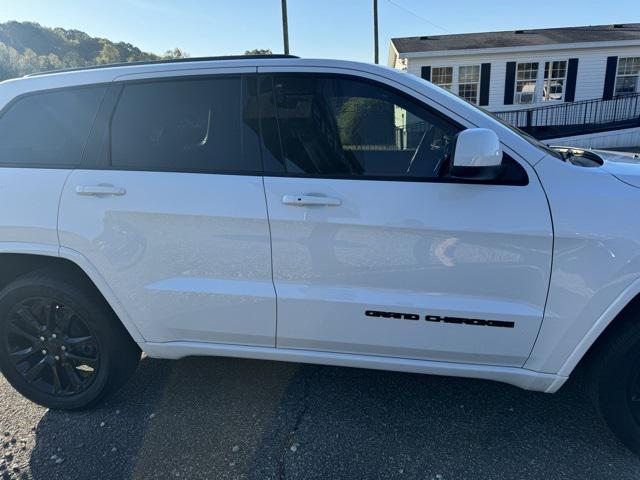 used 2018 Jeep Grand Cherokee car, priced at $17,950