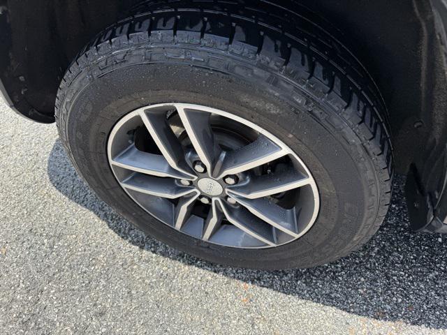 used 2017 Jeep Grand Cherokee car, priced at $12,200