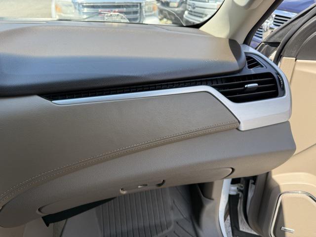 used 2018 GMC Yukon car, priced at $15,070