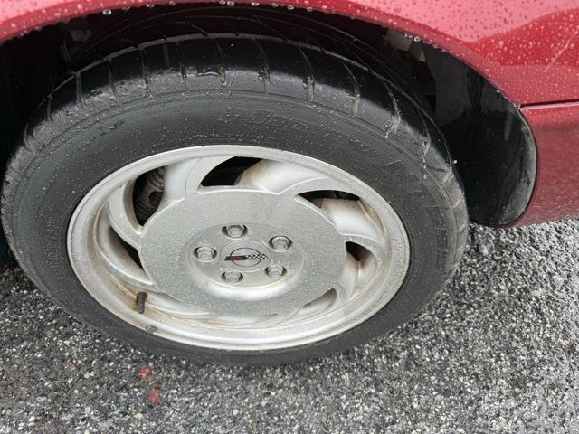 used 1995 Chevrolet Corvette car, priced at $12,900