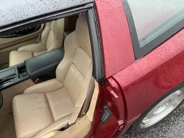 used 1995 Chevrolet Corvette car, priced at $12,900