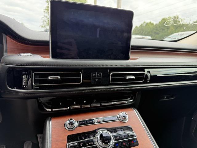 used 2021 Lincoln Aviator car, priced at $33,950