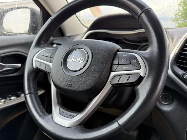 used 2014 Jeep Cherokee car, priced at $11,950