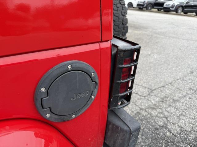 used 2015 Jeep Wrangler Unlimited car, priced at $13,950