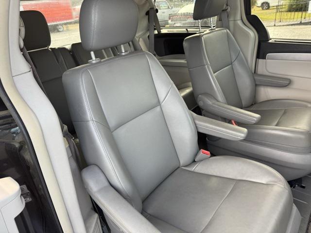 used 2012 Volkswagen Routan car, priced at $6,950