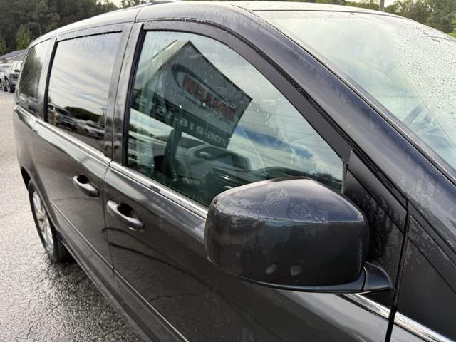 used 2012 Volkswagen Routan car, priced at $6,950