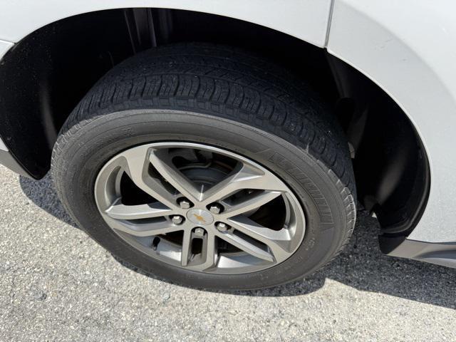 used 2016 Chevrolet Equinox car, priced at $14,950