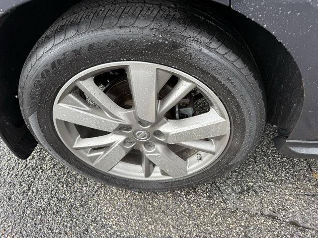 used 2014 Nissan Pathfinder car, priced at $8,384