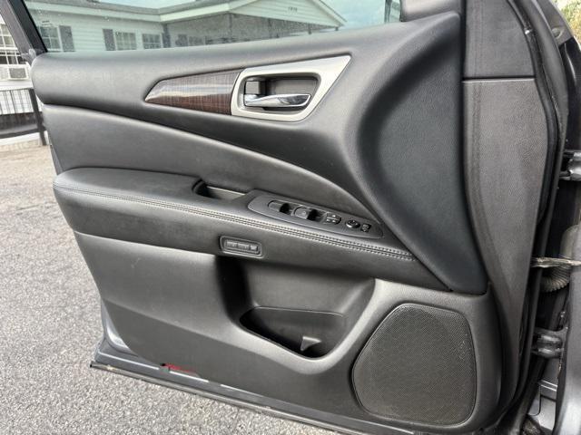 used 2014 Nissan Pathfinder car, priced at $8,384