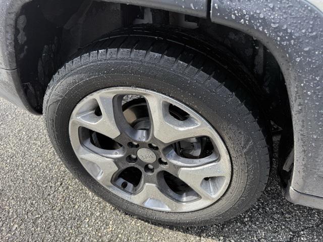 used 2018 Jeep Compass car, priced at $11,805