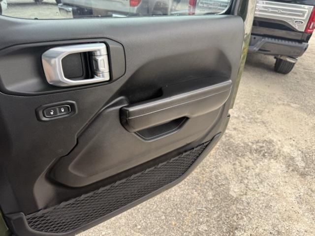 used 2021 Jeep Wrangler Unlimited car, priced at $27,500