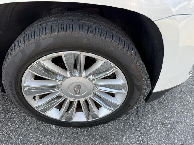 used 2016 Cadillac Escalade ESV car, priced at $24,500