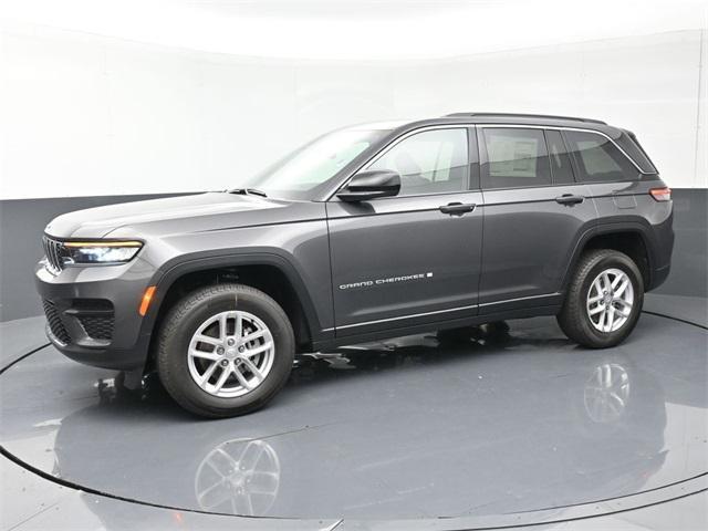 new 2024 Jeep Grand Cherokee car, priced at $33,175