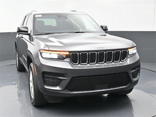 new 2024 Jeep Grand Cherokee car, priced at $33,175