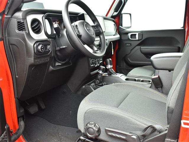 new 2025 Jeep Gladiator car, priced at $39,385