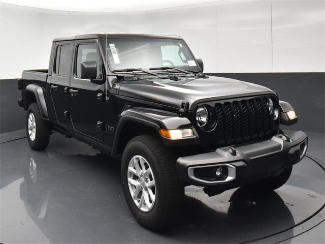 new 2023 Jeep Gladiator car, priced at $40,576
