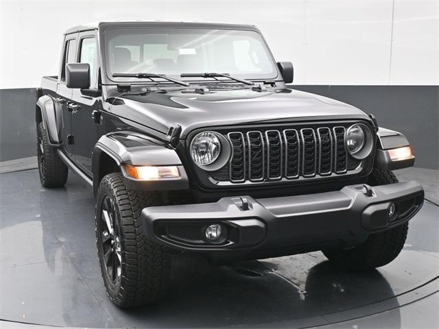 new 2025 Jeep Gladiator car, priced at $38,385