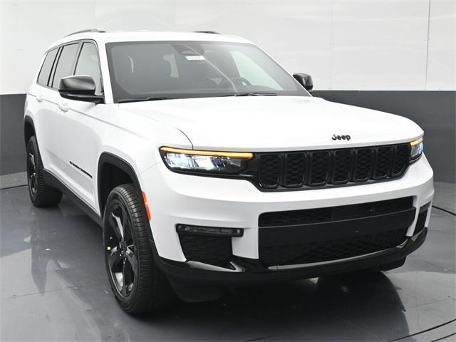 new 2025 Jeep Grand Cherokee L car, priced at $42,925