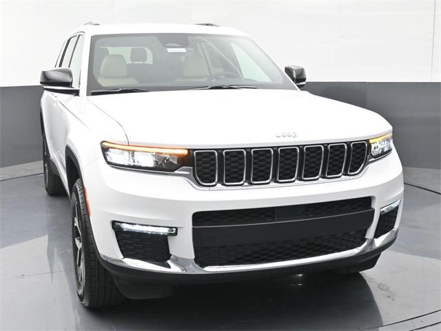 new 2025 Jeep Grand Cherokee L car, priced at $38,200