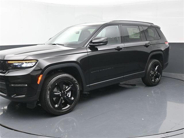 new 2025 Jeep Grand Cherokee L car, priced at $42,520