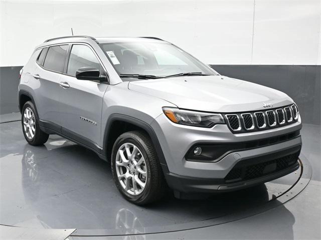 new 2023 Jeep Compass car, priced at $38,365