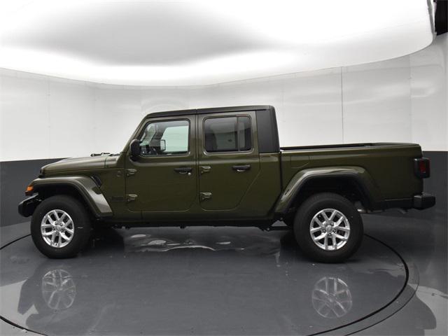new 2023 Jeep Gladiator car, priced at $46,913
