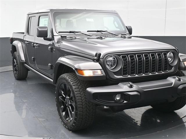 new 2025 Jeep Gladiator car, priced at $38,385