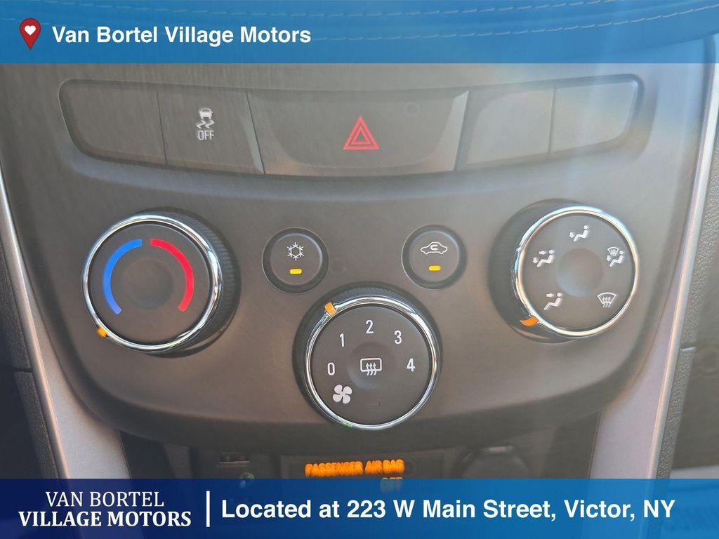 used 2022 Chevrolet Trax car, priced at $18,900