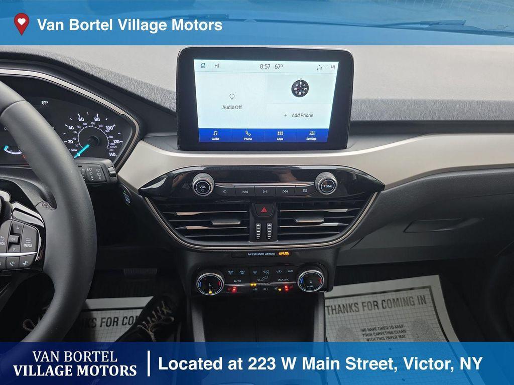 used 2022 Ford Escape car, priced at $21,900